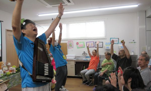 オートハープの生演奏♬