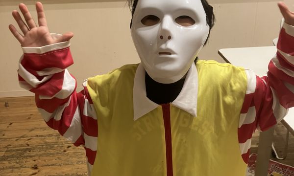 おかしをくれなきゃいたずらしちゃうぞ！👻