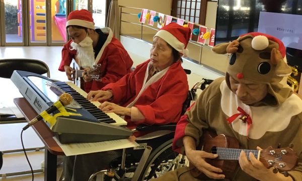 今年の締めはコレ！！「お楽しみ会」でした。