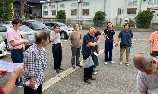 ＝地震の避難訓練＝